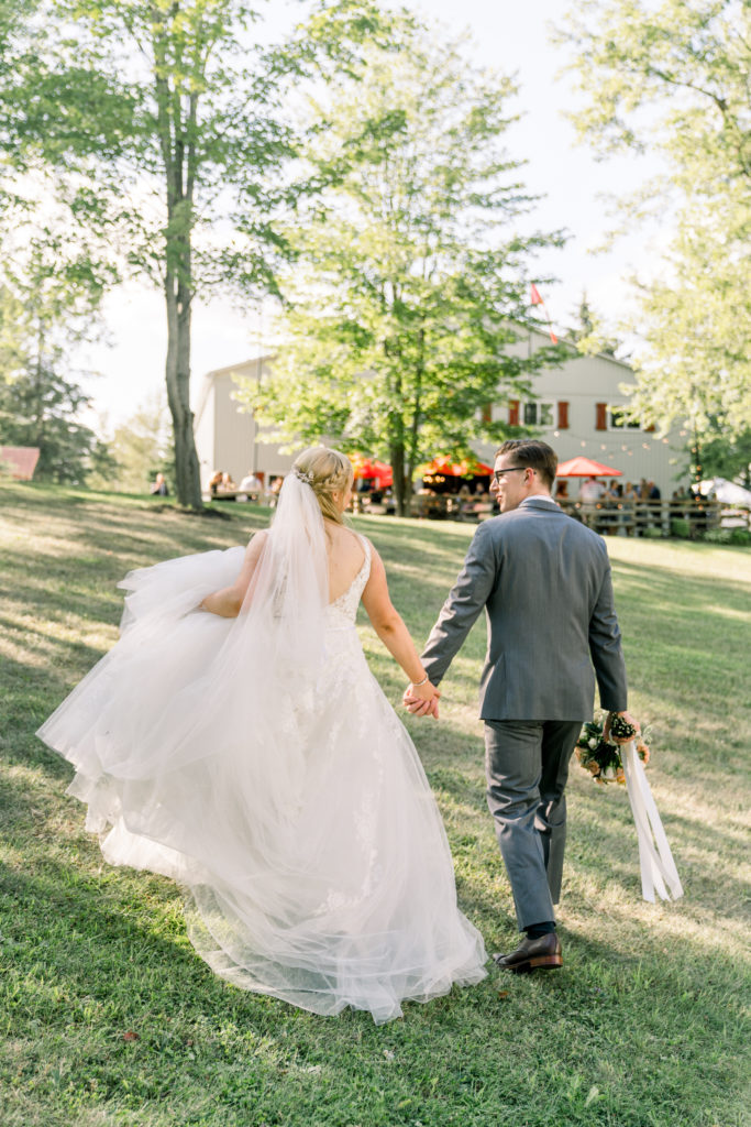 Lindsay Sever Photography Cadogan Farm Wedding