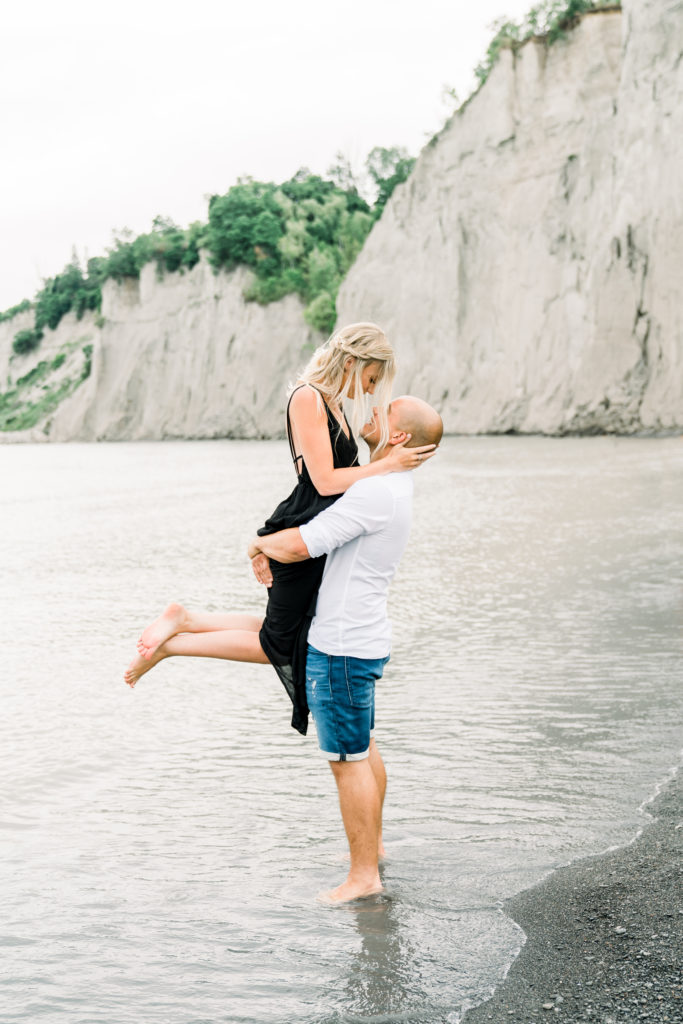 Scarborough Bluffs Engagement Session